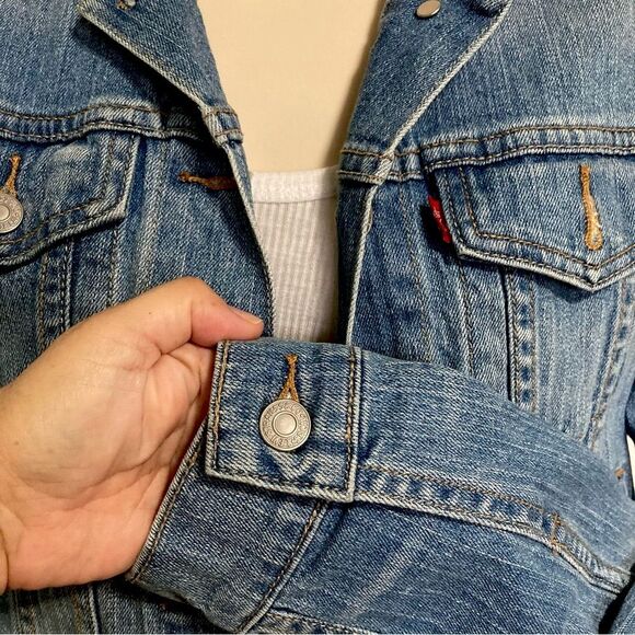 LEVIs Jean Trucker Blue Denim Buttoned Jacket Womens Medium - Picture 10 of 16